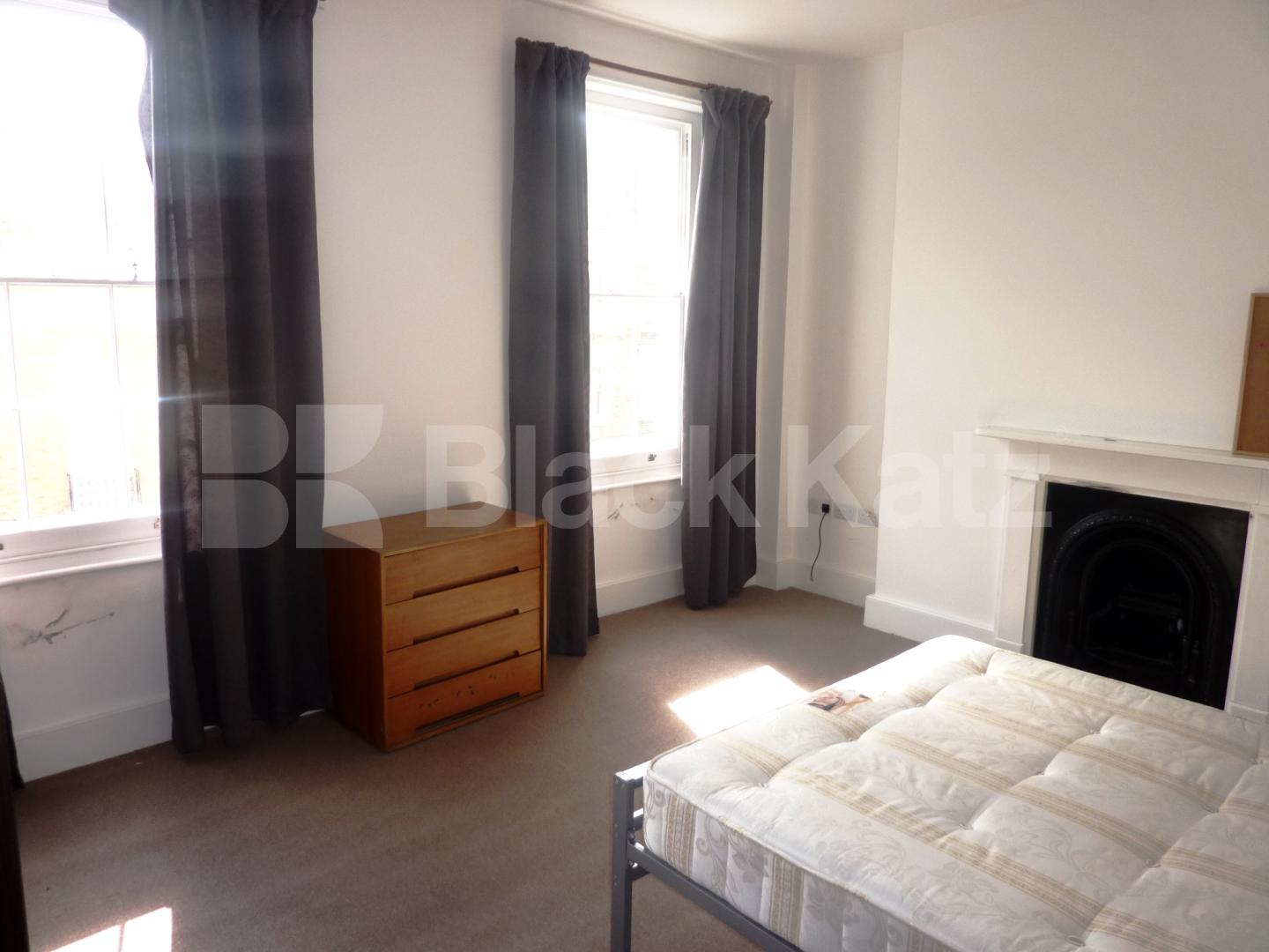 			FANTASTIC 4 BED IN WC1!, 4 Bedroom, 1 bath, 1 reception Flat			 Swinton Street , KINGS CROSS